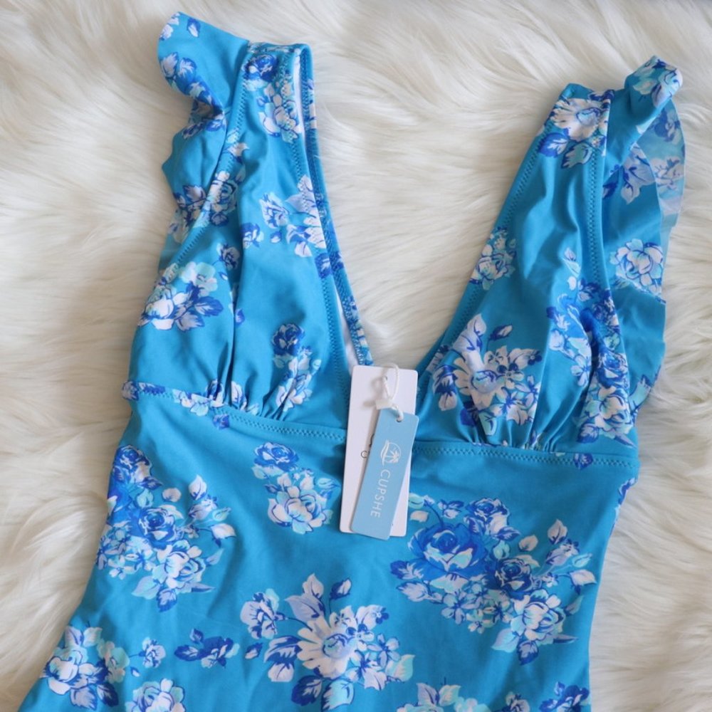 Blue Ruffled Floral One Piece M - Picture 4 of 7